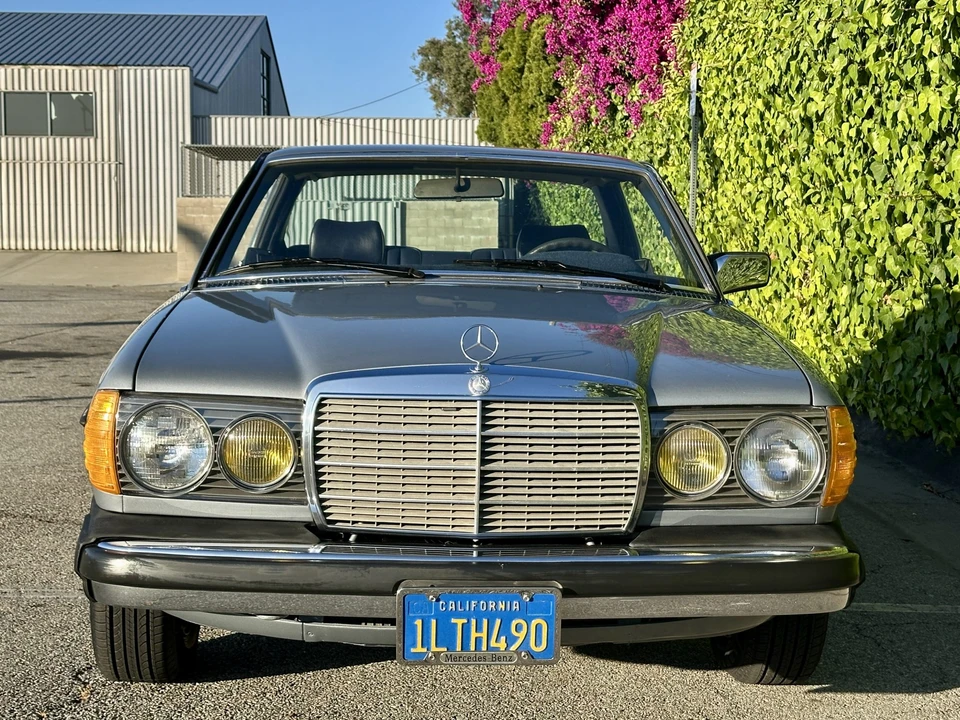 1982 Mercedes-Benz W123 Coupe (C123) - Image 17 of 31