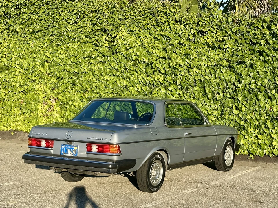 1982 Mercedes-Benz W123 Coupe (C123) - Image 12 of 31