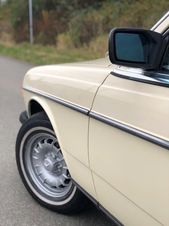 1982 Mercedes-Benz W123 Coupe (C123) - Image 15 of 31