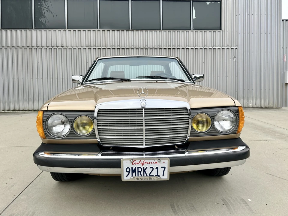 1982 Mercedes-Benz W123 Coupe (C123) - Image 26 of 31