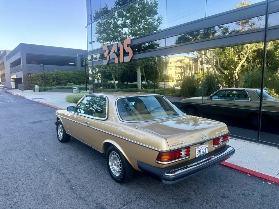 1982 Mercedes-Benz W123 Coupe (C123) - Image 7 of 31