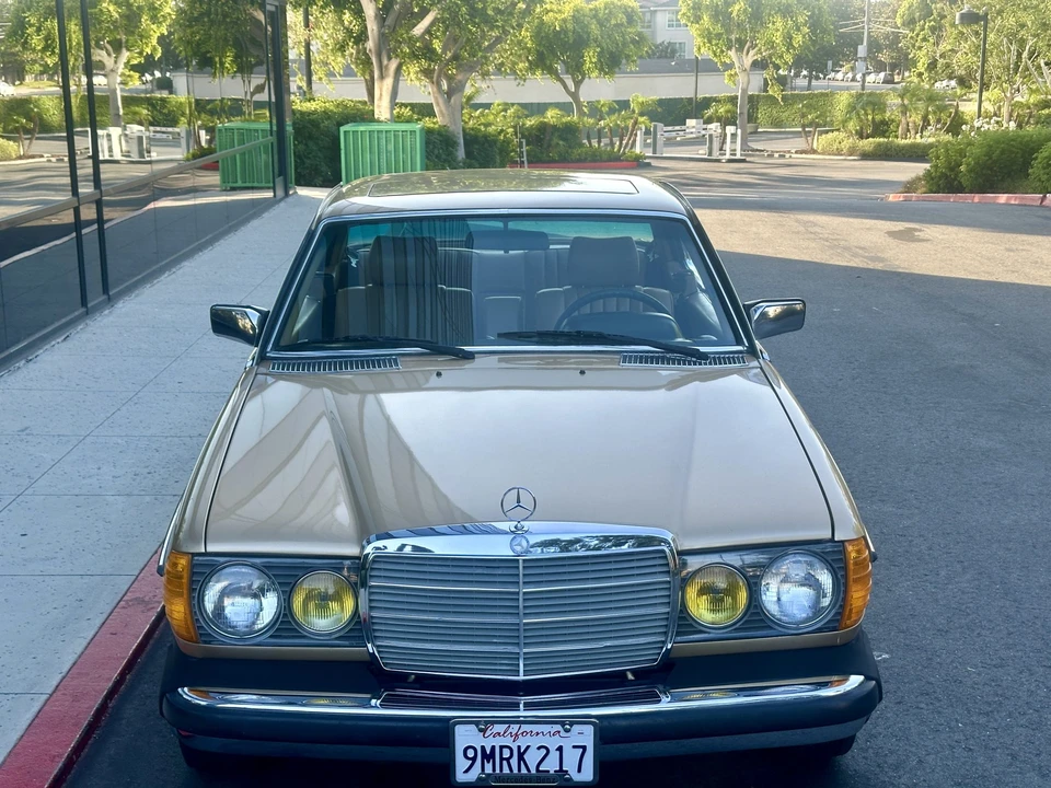 1982 Mercedes-Benz W123 Coupe (C123) - Image 23 of 31