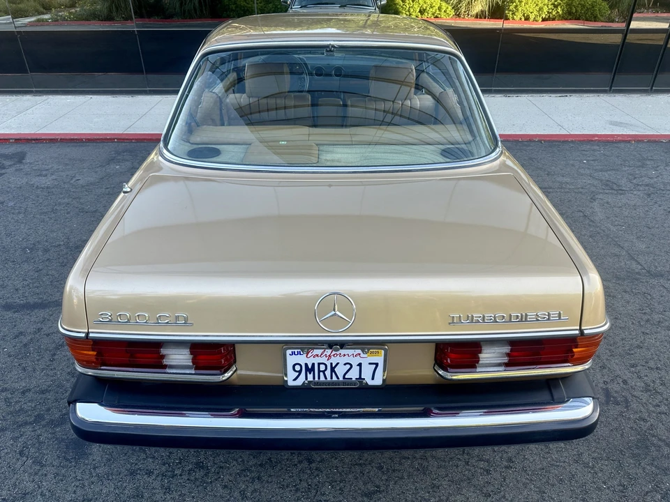 1982 Mercedes-Benz W123 Coupe (C123) - Image 10 of 31