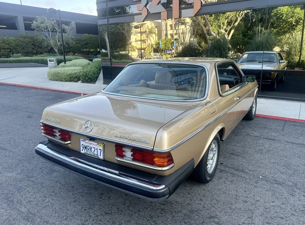 1982 Mercedes-Benz W123 Coupe (C123) - Image 12 of 31