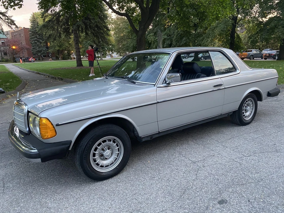 1982 Mercedes-Benz W123 Coupe (C123) - Image 3 of 31