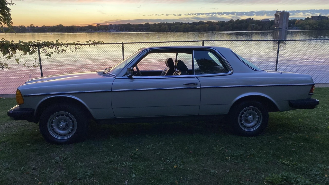 1982 Mercedes-Benz W123 Coupe (C123) - Image 29 of 31