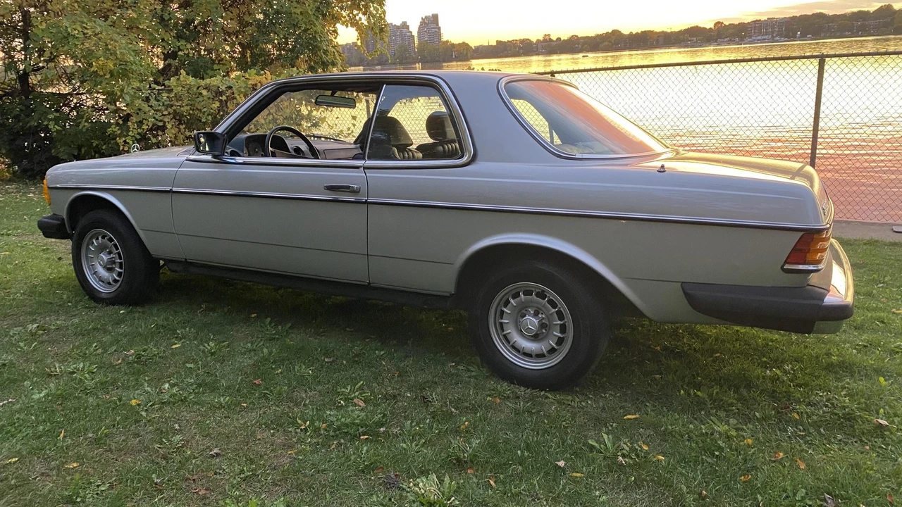 1982 Mercedes-Benz W123 Coupe (C123) - Image 26 of 31