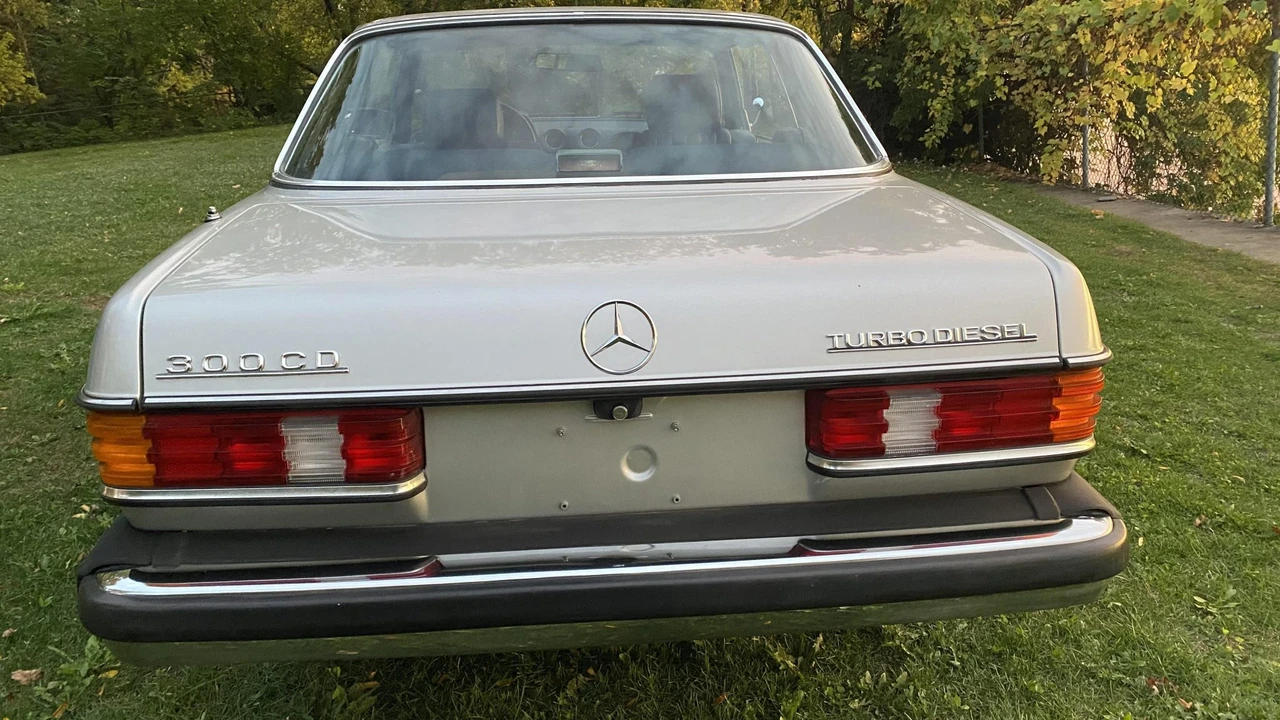 1982 Mercedes-Benz W123 Coupe (C123) - Image 23 of 31