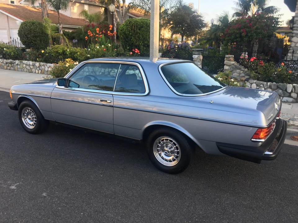 1982 Mercedes-Benz W123 Coupe (C123) - Image 3 of 31