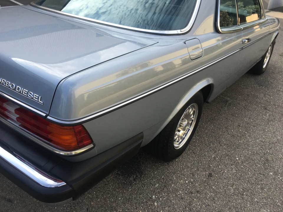 1982 Mercedes-Benz W123 Coupe (C123) - Image 12 of 31