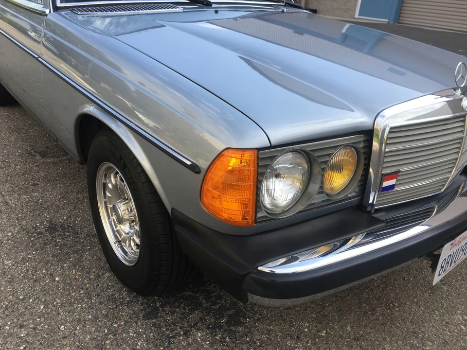 1982 Mercedes-Benz W123 Coupe (C123) - Image 17 of 31