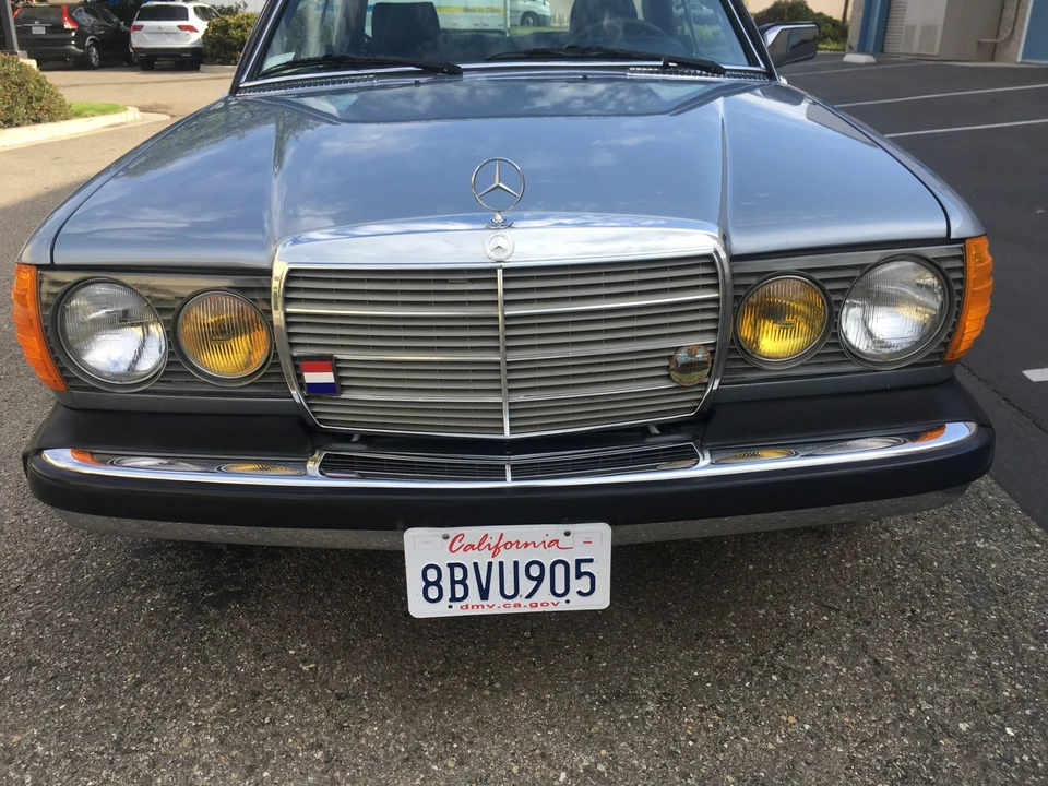 1982 Mercedes-Benz W123 Coupe (C123) - Image 8 of 31
