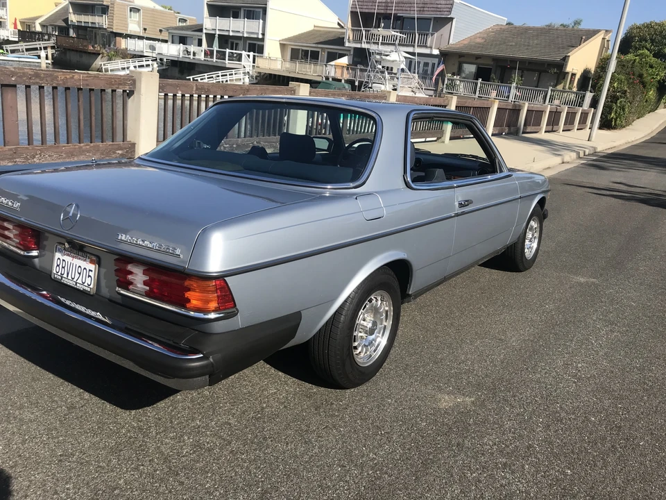 1982 Mercedes-Benz W123 Coupe (C123) - Image 5 of 31