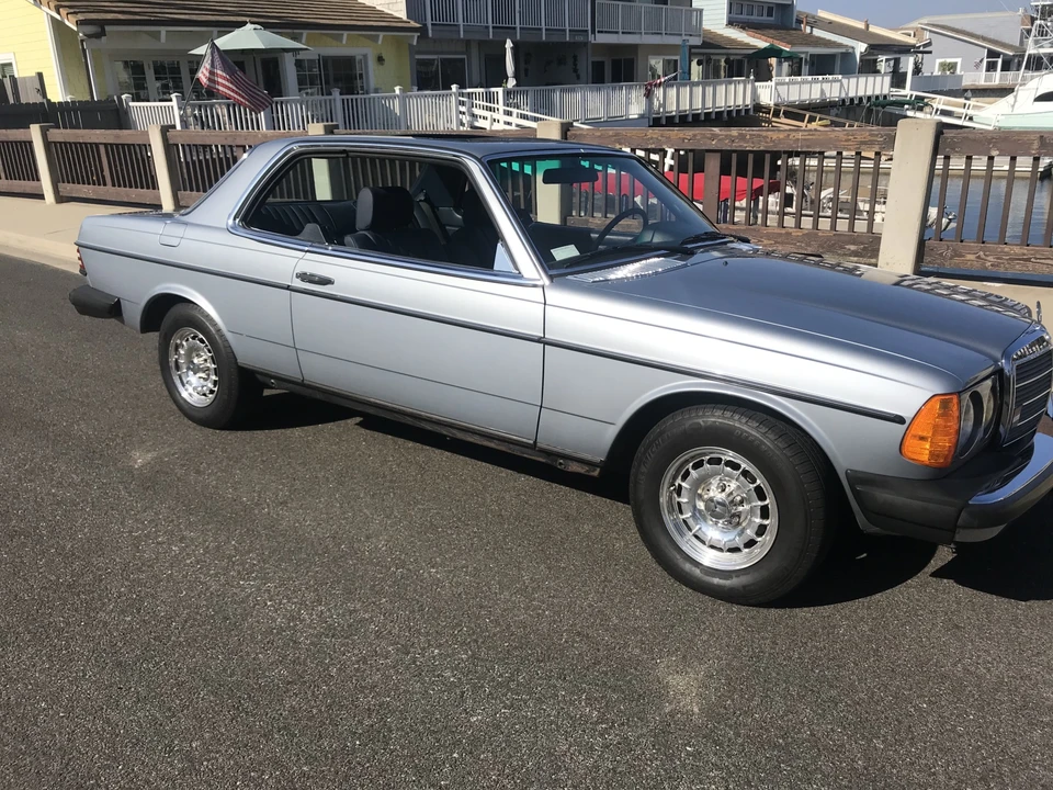 1982 Mercedes-Benz W123 Coupe (C123) - Image 6 of 31