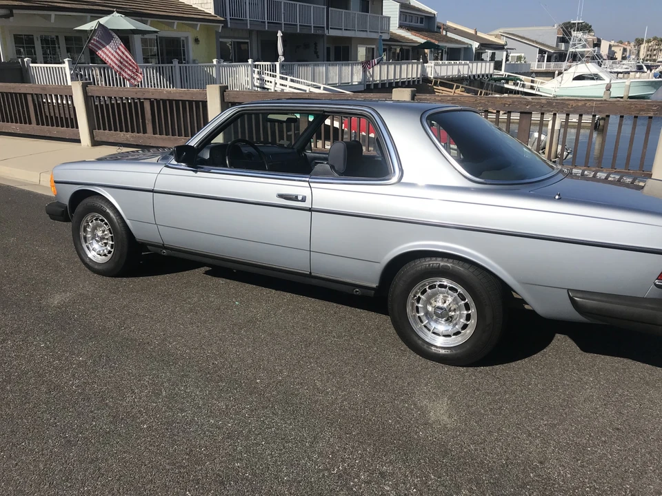 1982 Mercedes-Benz W123 Coupe (C123) - Image 15 of 31