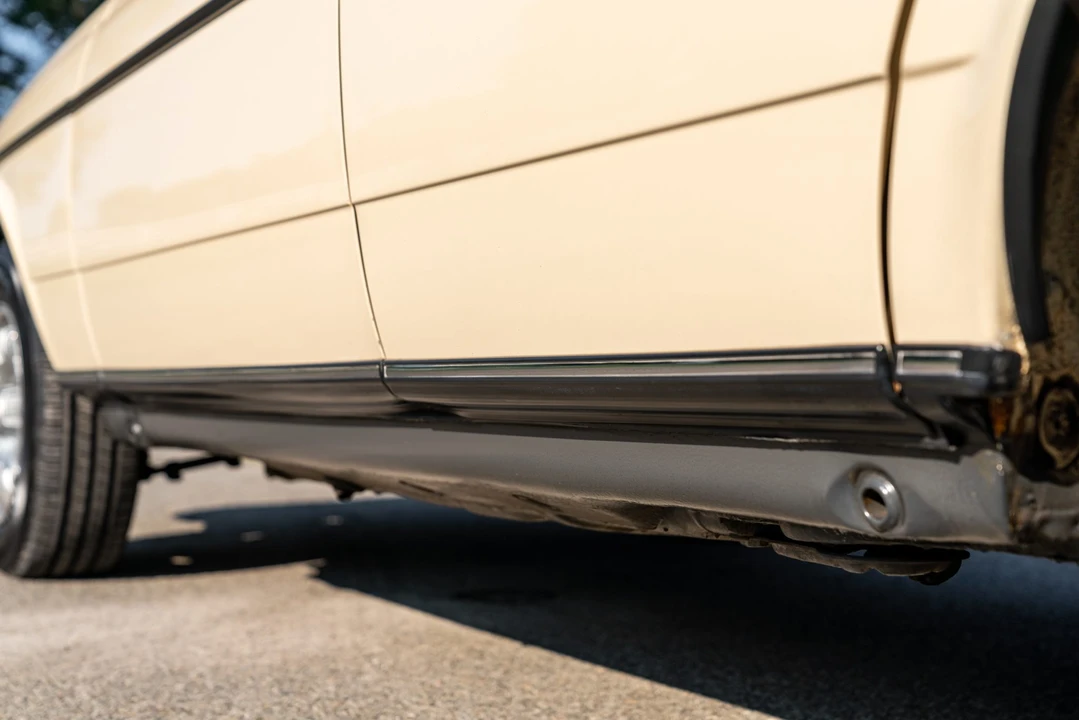 1982 Mercedes-Benz W123 Sedan - Image 27 of 31