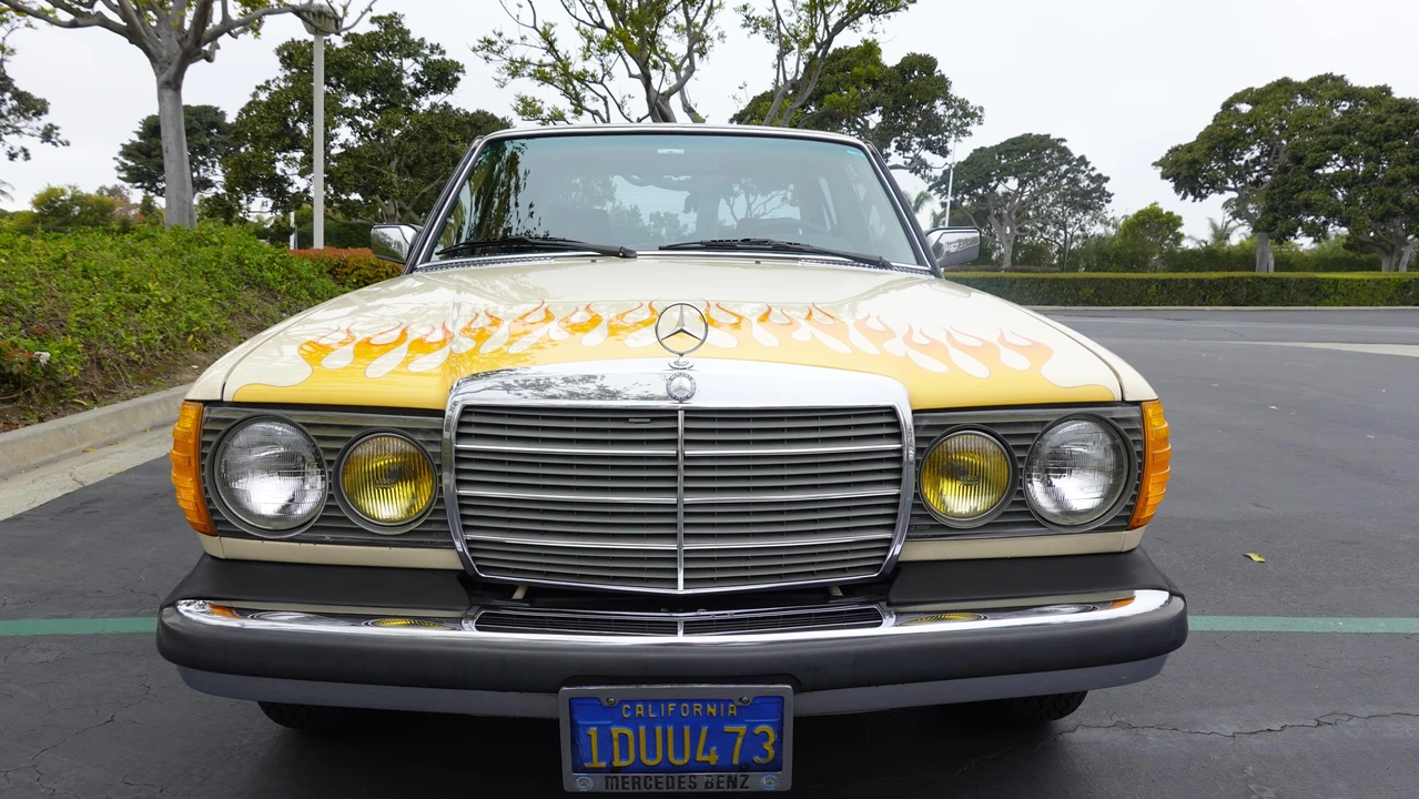 1982 Mercedes-Benz E-Class - Image 7 of 31