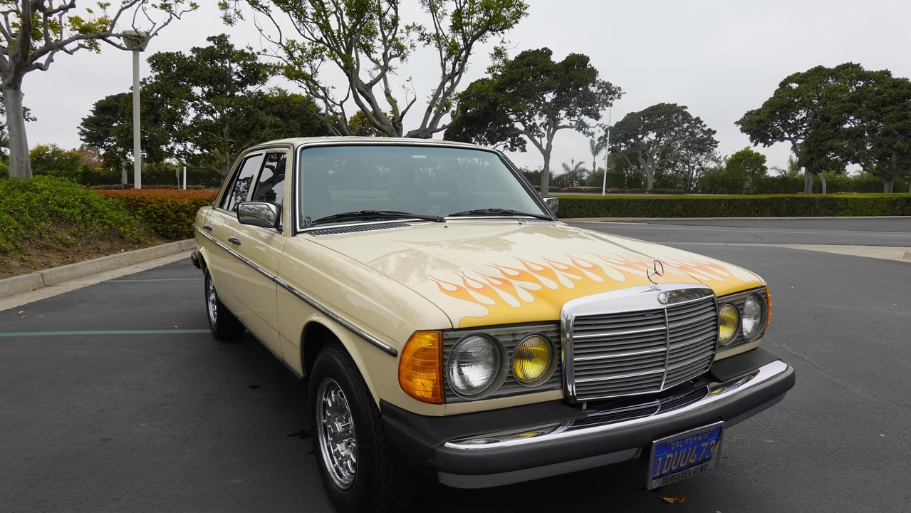 1982 Mercedes-Benz E-Class - Image 26 of 31
