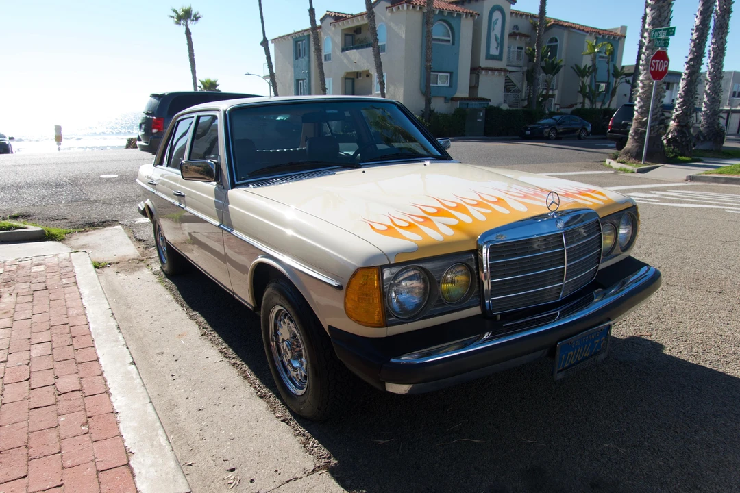 1982 Mercedes-Benz E-Class - Image 24 of 31