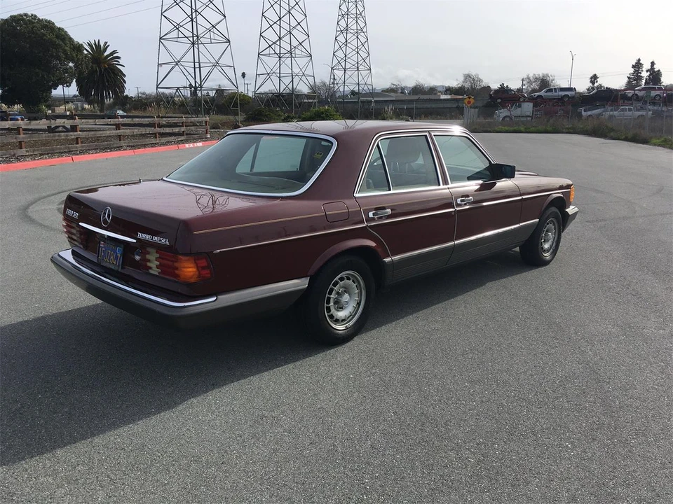 1982 Mercedes-Benz W126 S-Class Sedan - Image 7 of 27