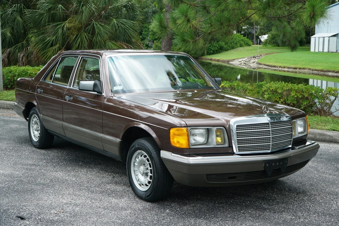 1982 Mercedes-Benz W126 S-Class Sedan - Image 14 of 31