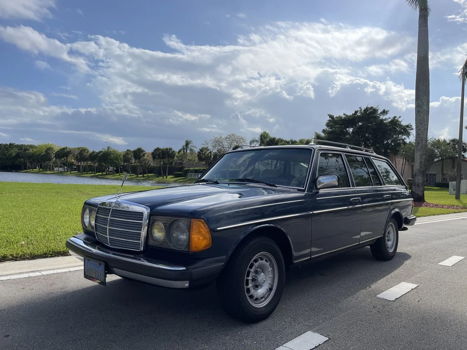 1982 Mercedes-Benz W123 Wagon (S123) - Image 7 of 31
