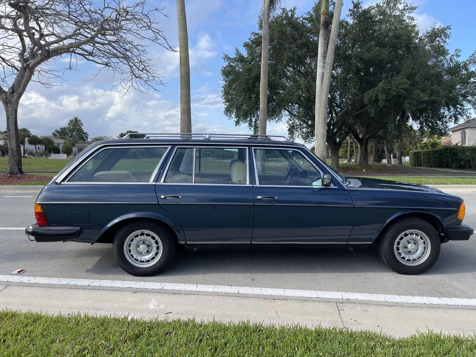 1982 Mercedes-Benz W123 Wagon (S123) - Image 24 of 31