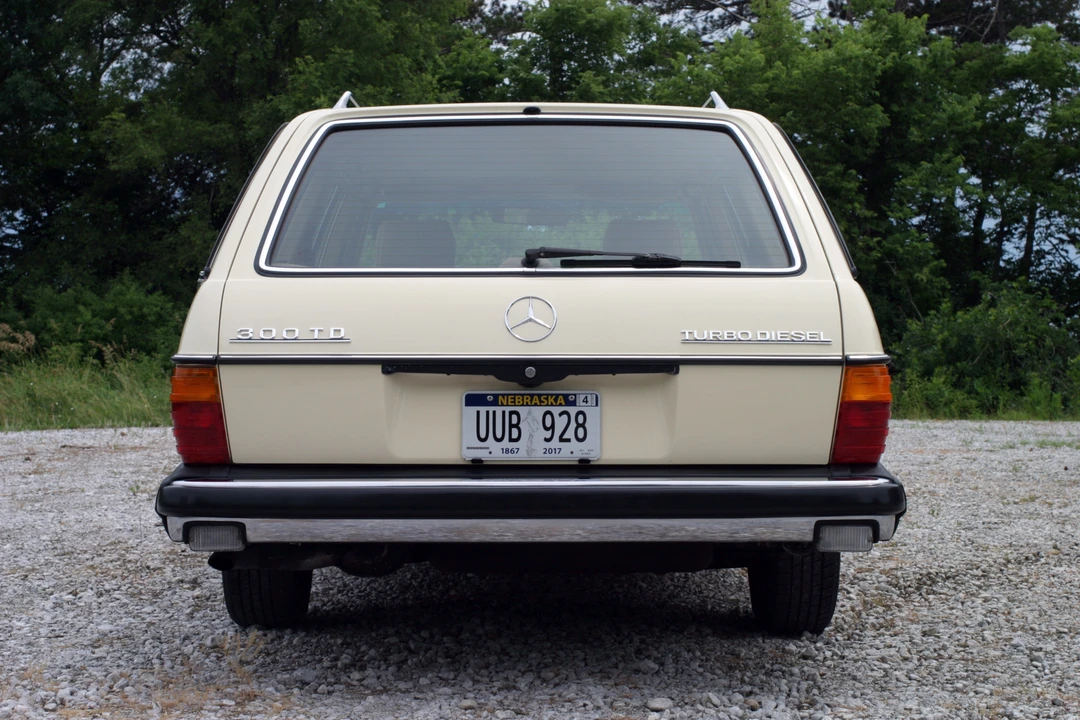 1982 Mercedes-Benz W123 Wagon (S123) - Image 8 of 31