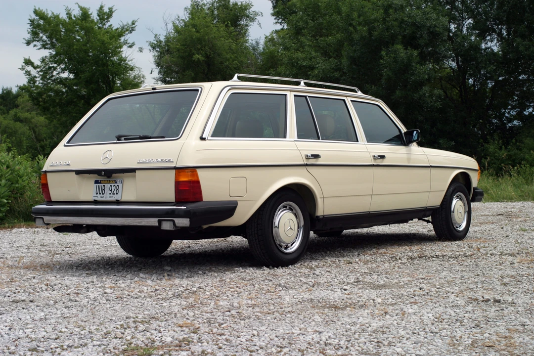 1982 Mercedes-Benz W123 Wagon (S123) - Image 6 of 31