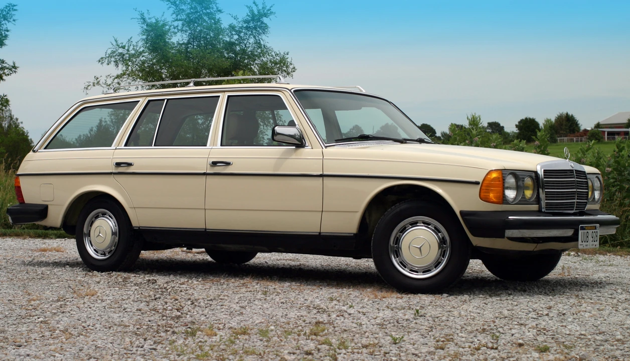 1982 Mercedes-Benz W123 Wagon (S123) - Image 3 of 31