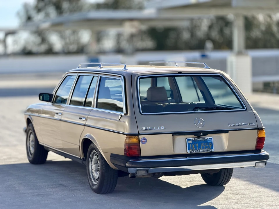1982 Mercedes-Benz W123 Wagon (S123) - Image 9 of 31