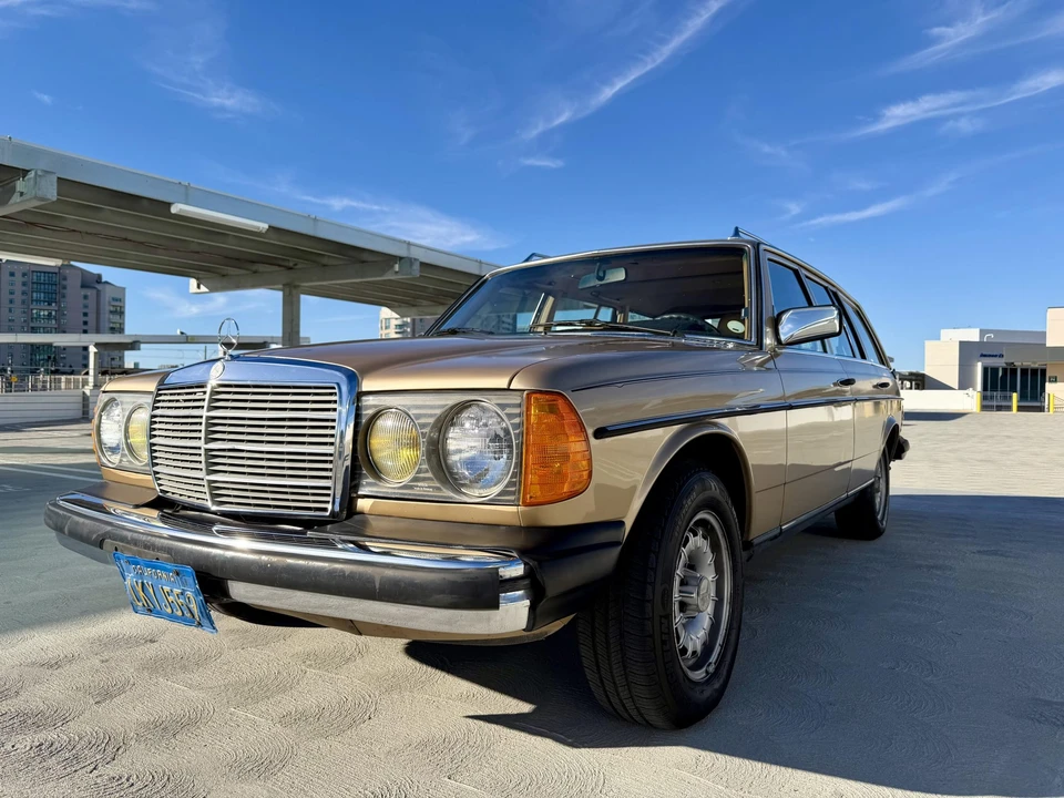 1982 Mercedes-Benz W123 Wagon (S123) - Image 27 of 31