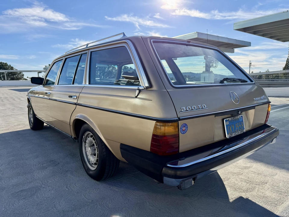 1982 Mercedes-Benz W123 Wagon (S123) - Image 30 of 31