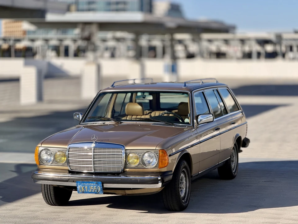 1982 Mercedes-Benz W123 Wagon (S123) - Image 2 of 31