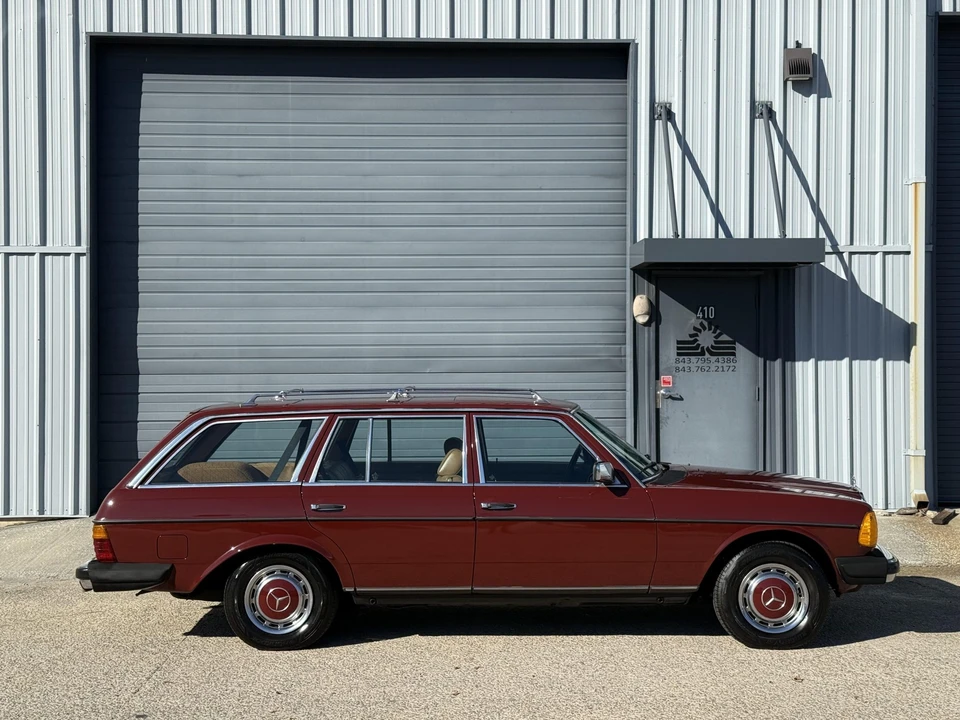 1982 Mercedes-Benz W123 Wagon (S123) - Image 13 of 31