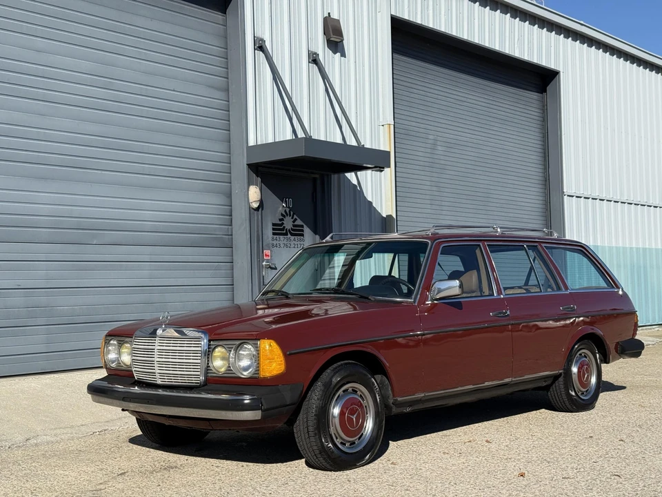 1982 Mercedes-Benz W123 Wagon (S123) - Image 3 of 31