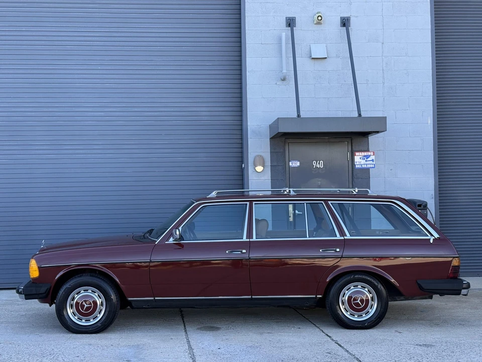 1982 Mercedes-Benz W123 Wagon (S123) - Image 16 of 31