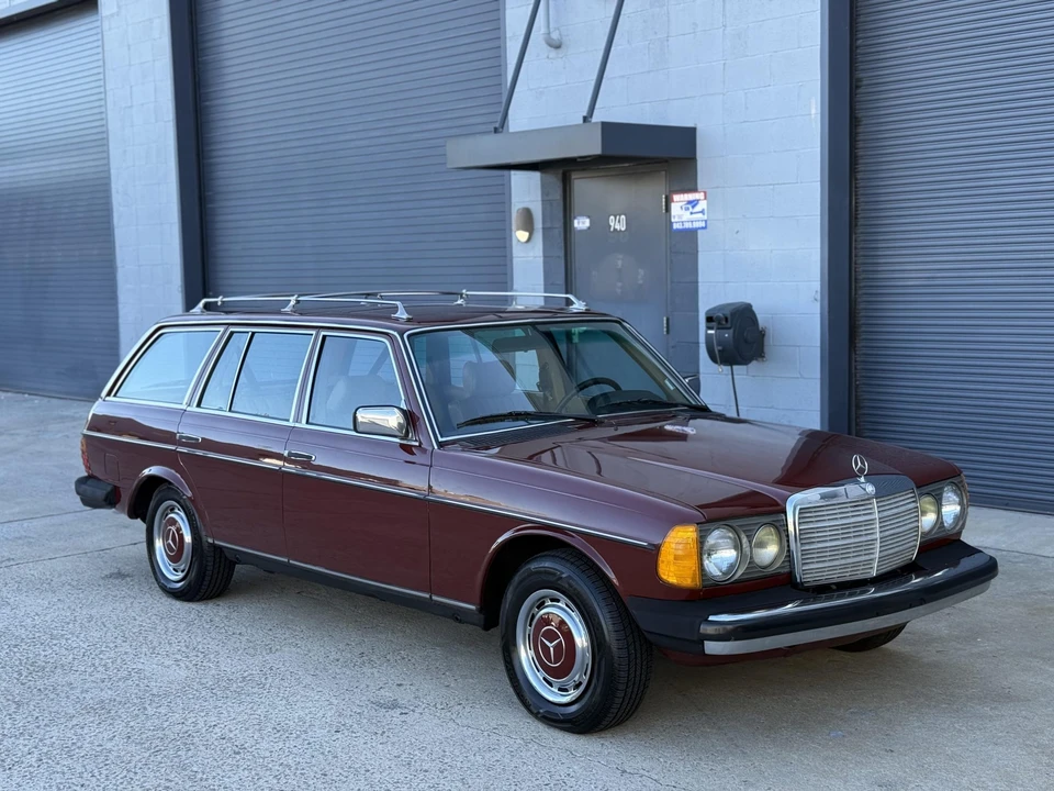 1982 Mercedes-Benz W123 Wagon (S123) - Image 14 of 31