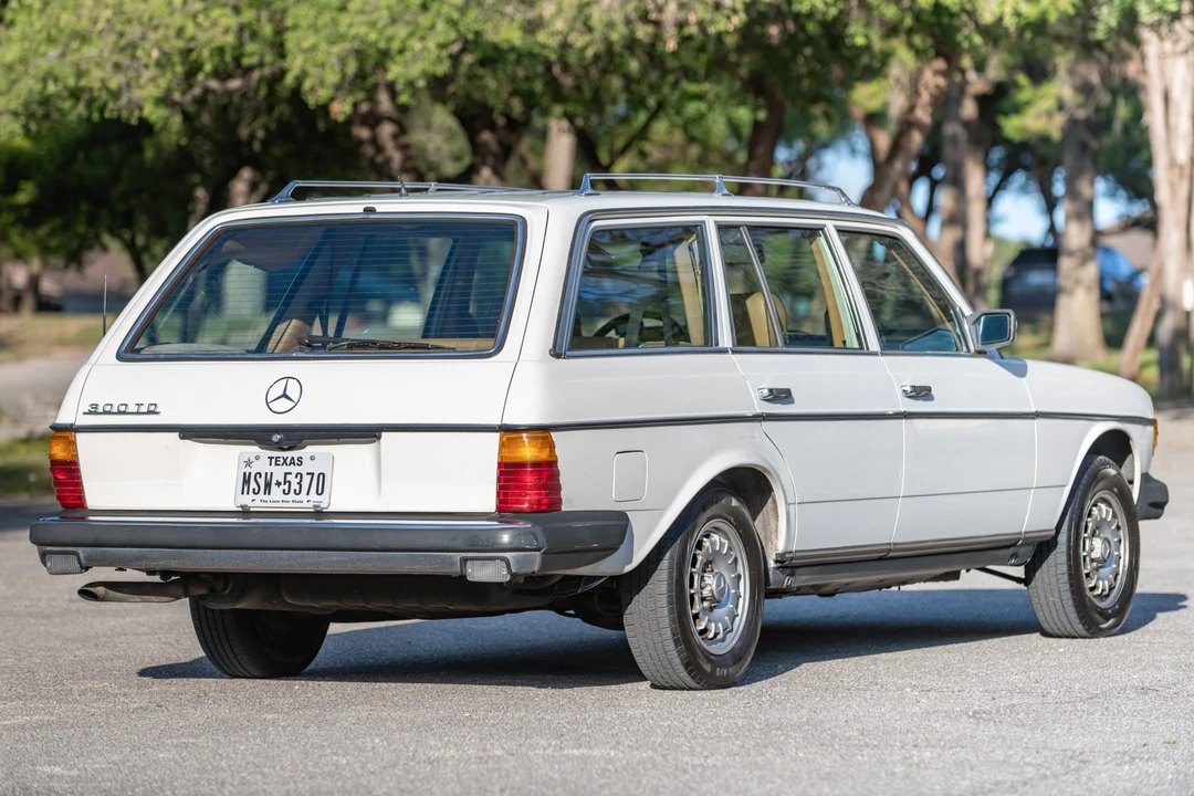 1982 Mercedes-Benz W123 Wagon (S123) - Image 5 of 31