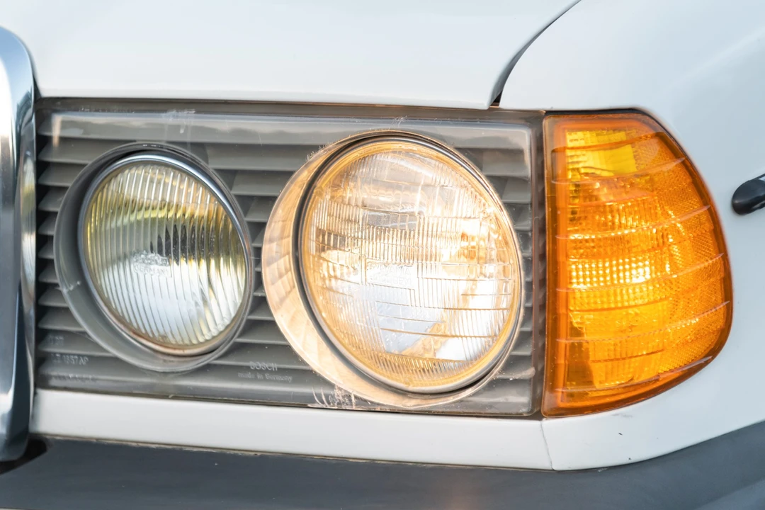 1982 Mercedes-Benz W123 Wagon (S123) - Image 13 of 31