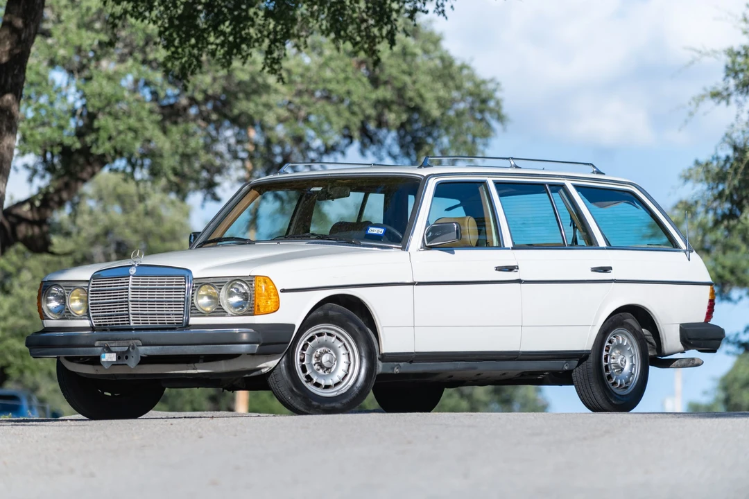 1982 Mercedes-Benz W123 Wagon (S123) - Image 10 of 31