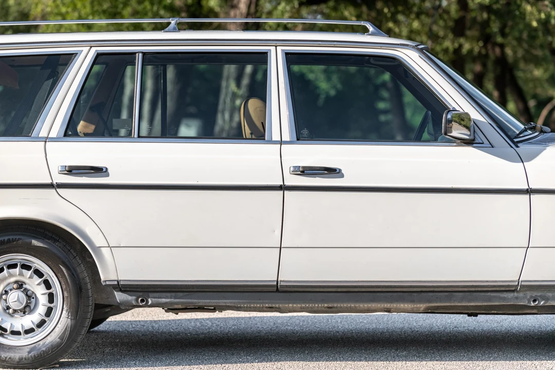 1982 Mercedes-Benz W123 Wagon (S123) - Image 22 of 31