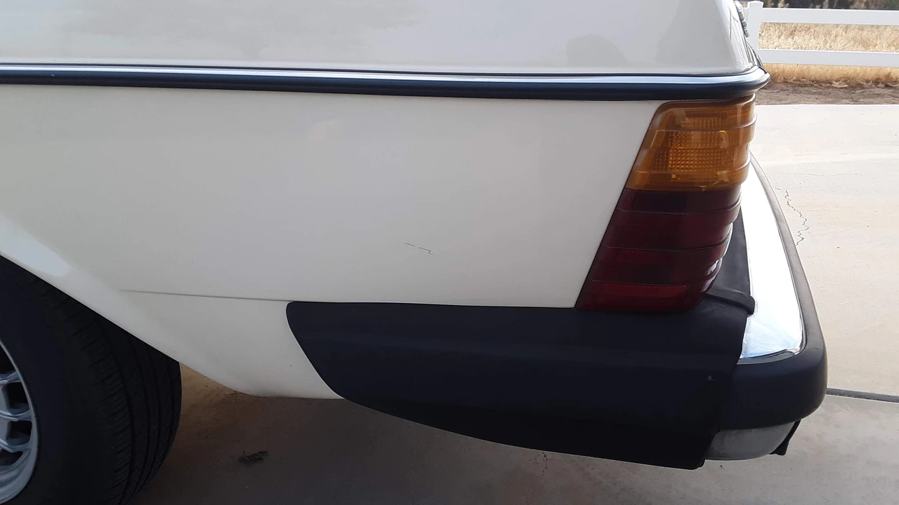 1982 Mercedes-Benz W123 Wagon (S123) - Image 13 of 31