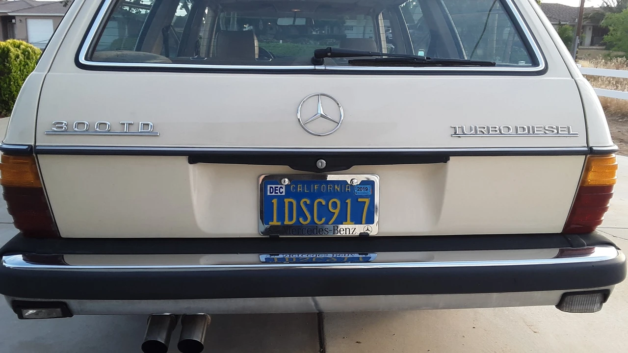 1982 Mercedes-Benz W123 Wagon (S123) - Image 14 of 31