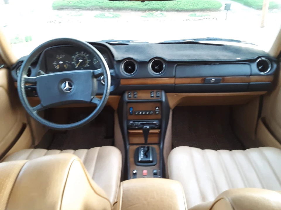 1982 Mercedes-Benz W123 Wagon (S123) - Image 26 of 31