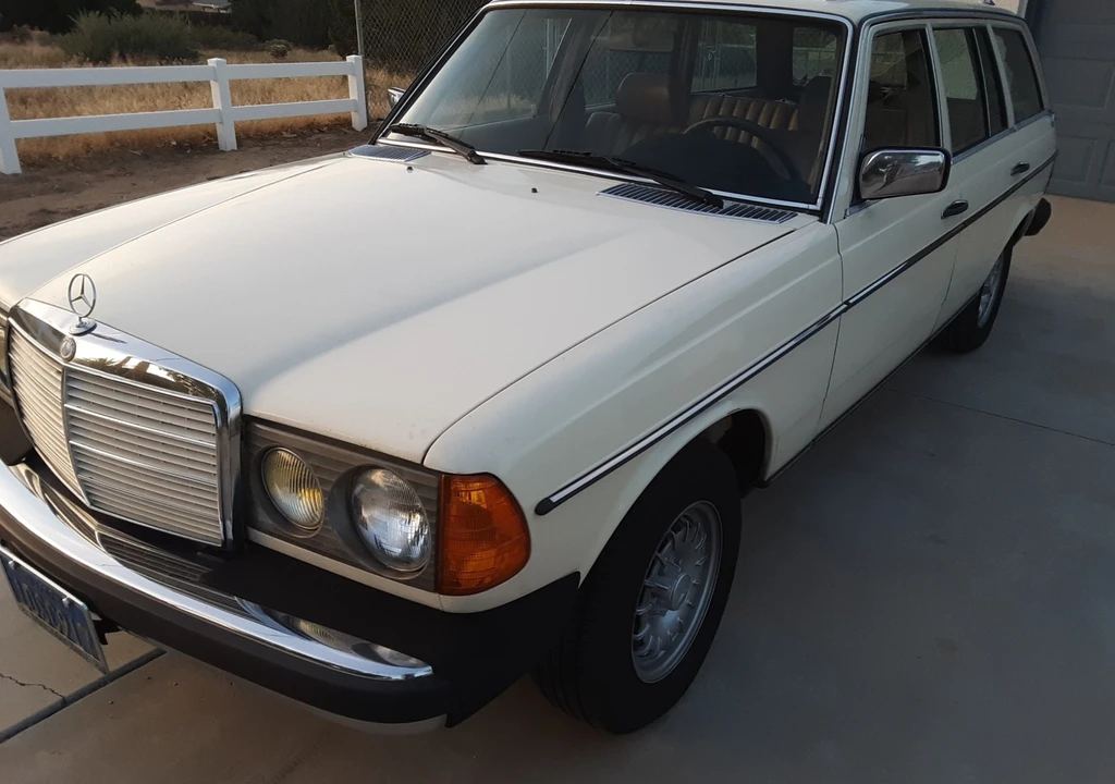 1982 Mercedes-Benz W123 Wagon (S123) - Image 6 of 31
