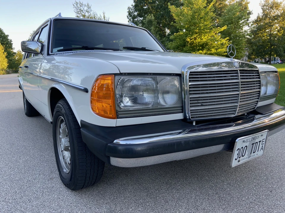 1982 Mercedes-Benz W123 Wagon (S123) - Image 11 of 31