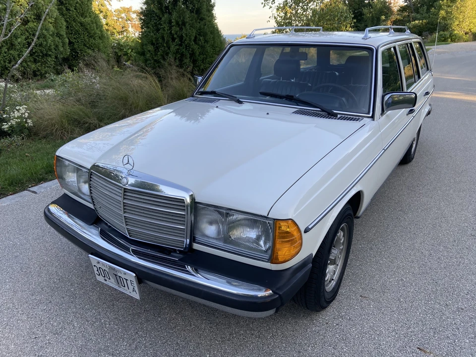 1982 Mercedes-Benz W123 Wagon (S123) - Image 12 of 31