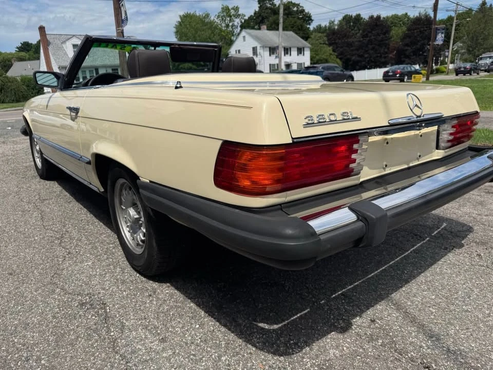 1982 Mercedes-Benz 190E - Image 5 of 10
