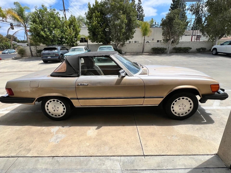 1982 Mercedes-Benz R107 SL-Class - Image 8 of 21